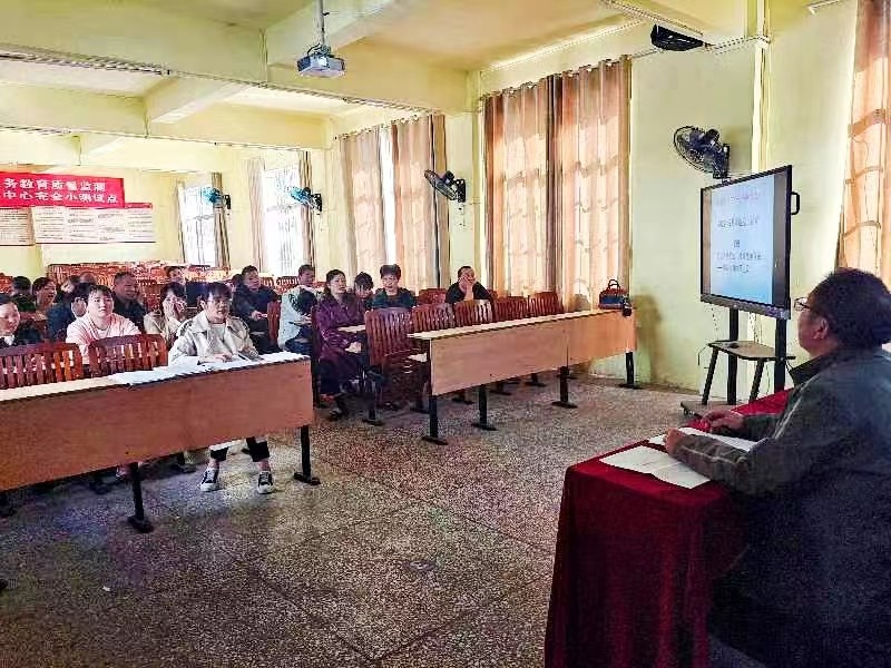 掃黑除惡 勇當(dāng)先鋒