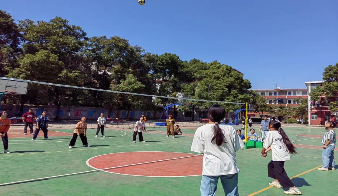 金稱市鎮(zhèn)中學2022年九年級女子排球賽圓滿落幕