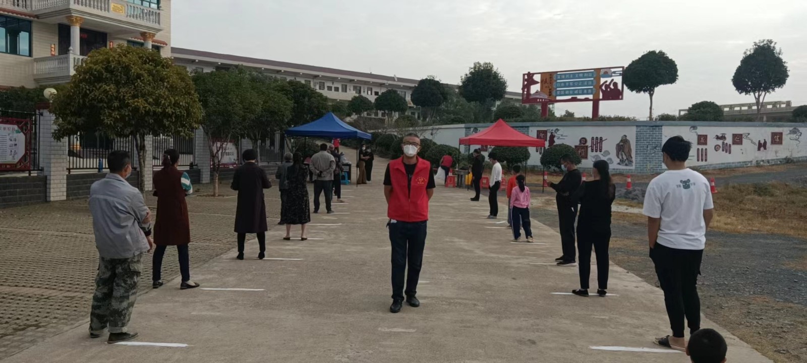 抗疫有我  志愿同行