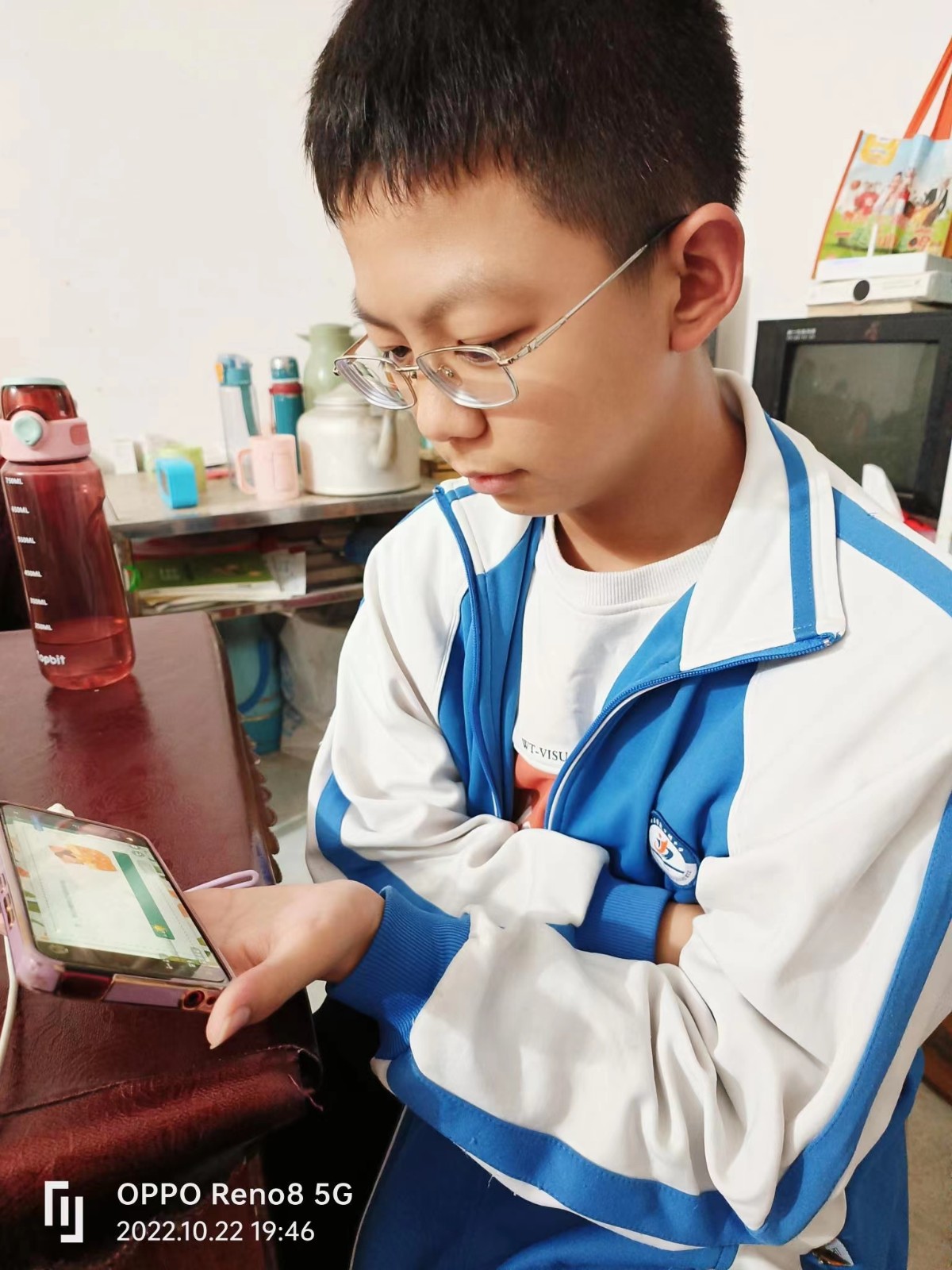 邵陽(yáng)縣塘渡口中學(xué)掀起“停課不停學(xué)”網(wǎng)課教學(xué)高潮