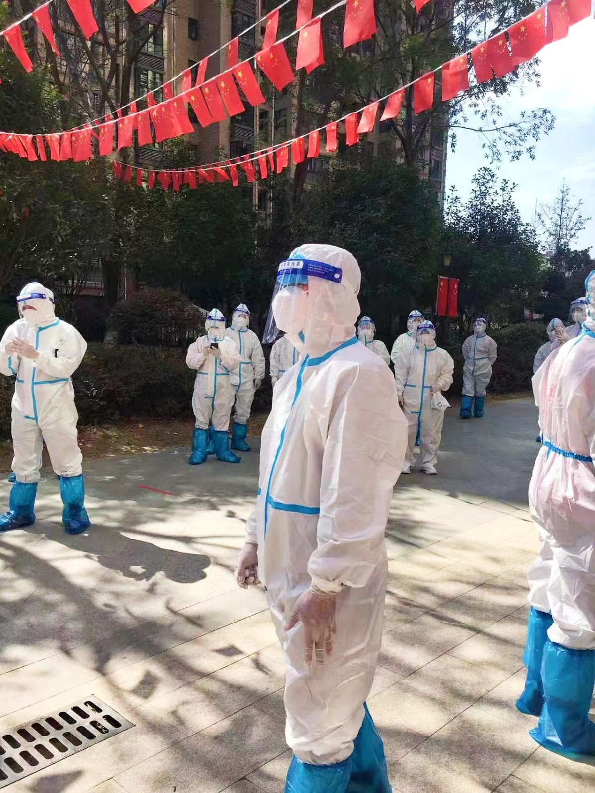 戰(zhàn)“疫”一線，黨員先行