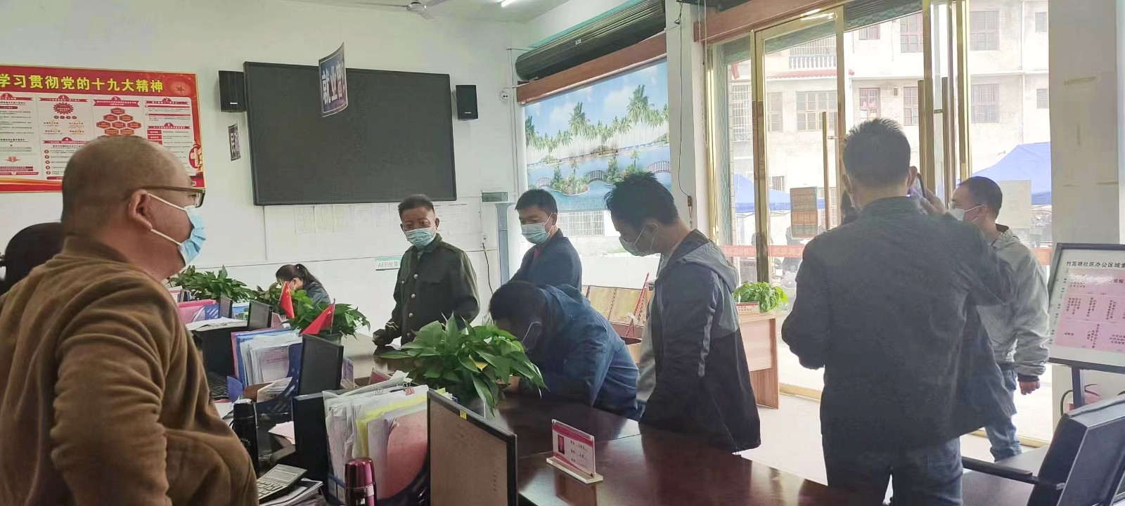 師者逆行，疫往無前