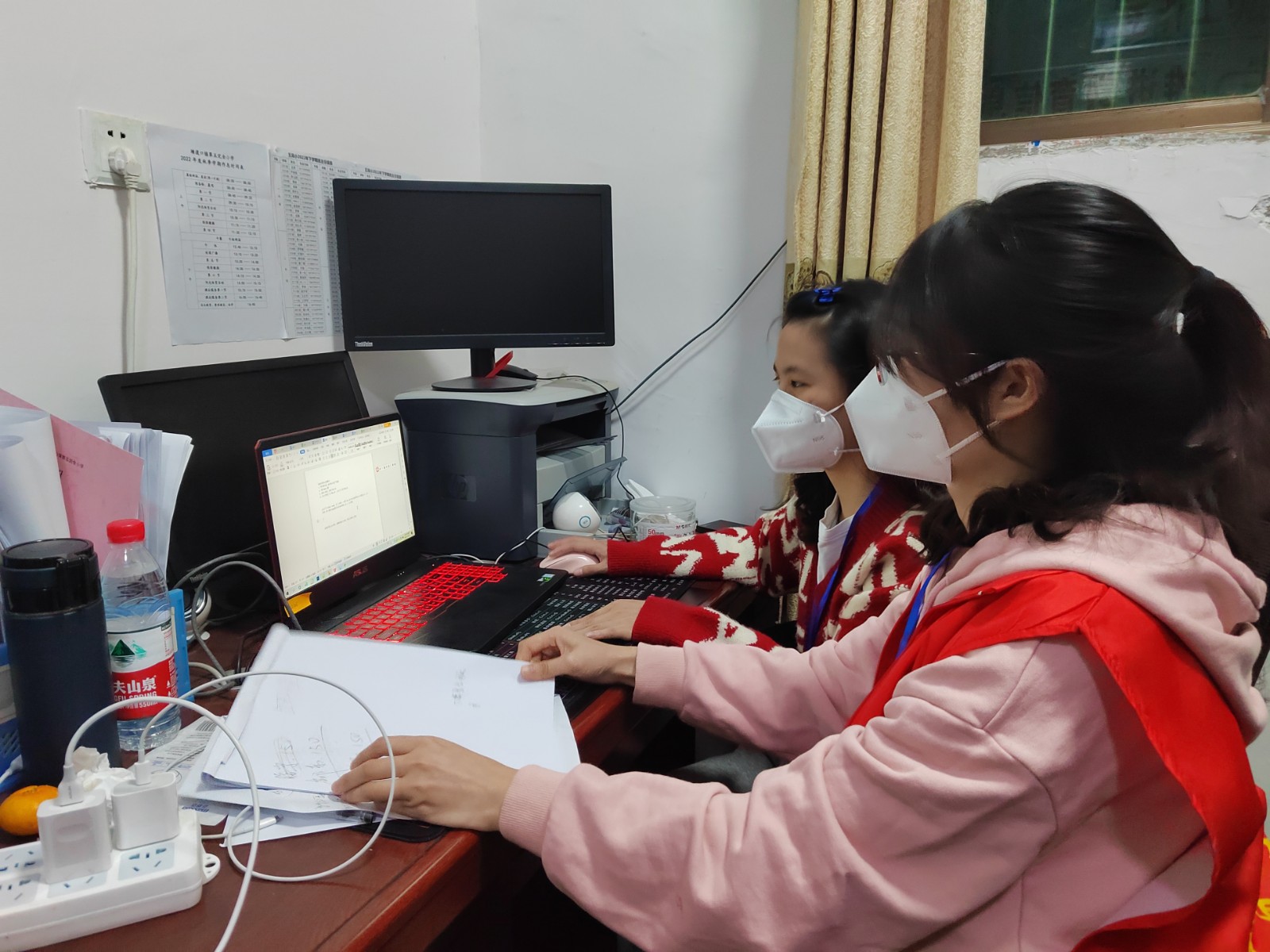 志愿服務奉獻愛   抗擊疫情盼曙光（二）