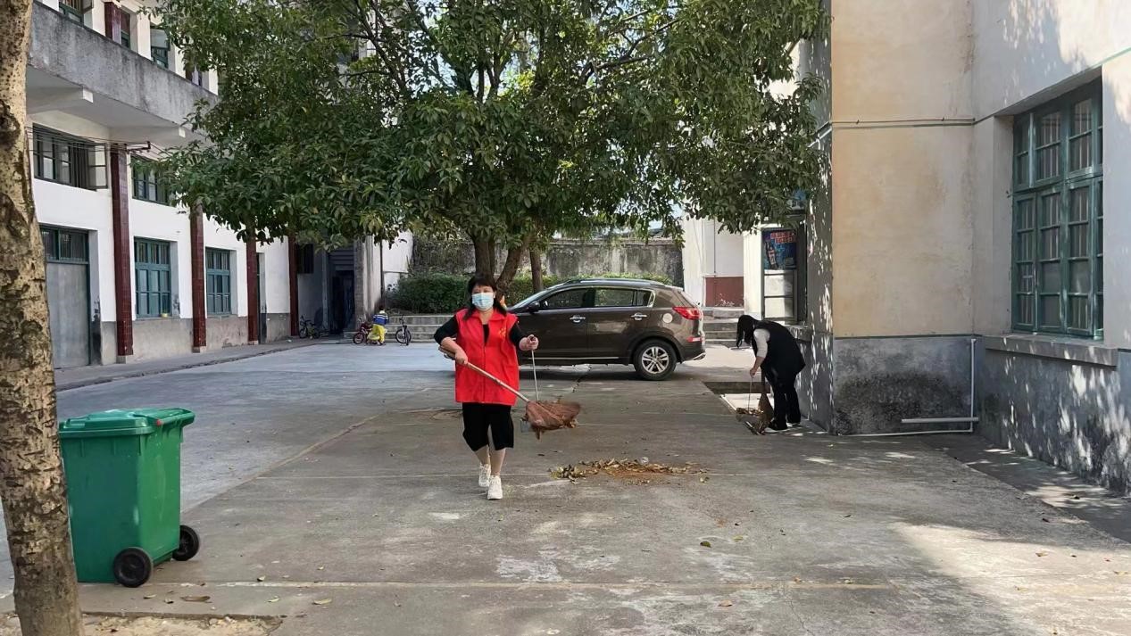 抗疫在前，重任在肩，守衛(wèi)校園