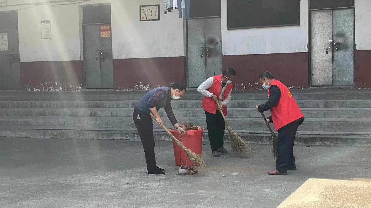 抗疫在前，重任在肩，守衛(wèi)校園