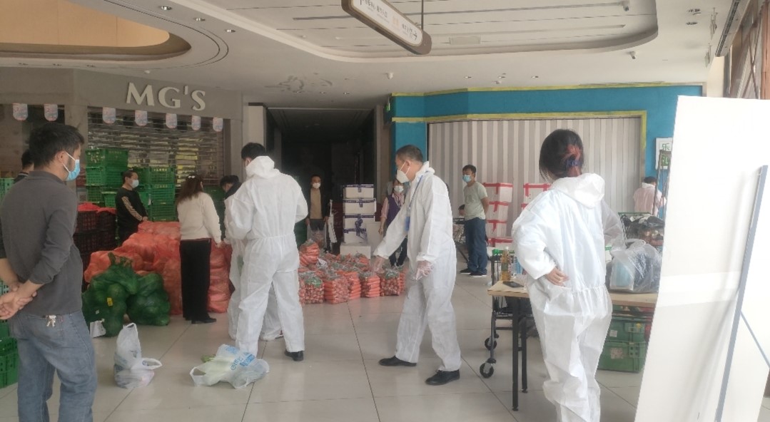 志愿逆行淬黨性，以身立教顯師志