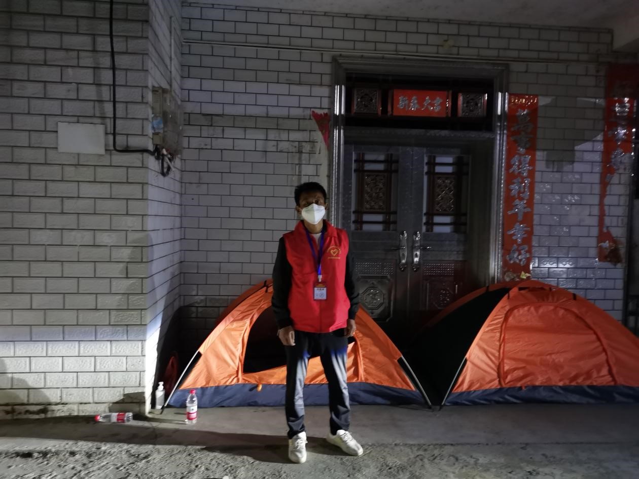 固守駐地，肩抗責(zé)任