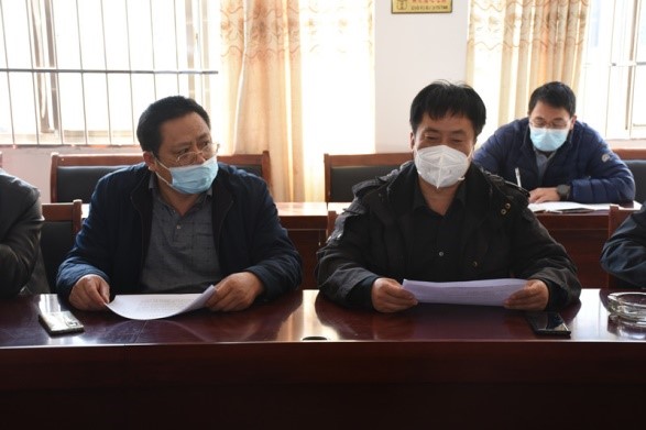 洞口四中召開復(fù)課疫情防控工作會議