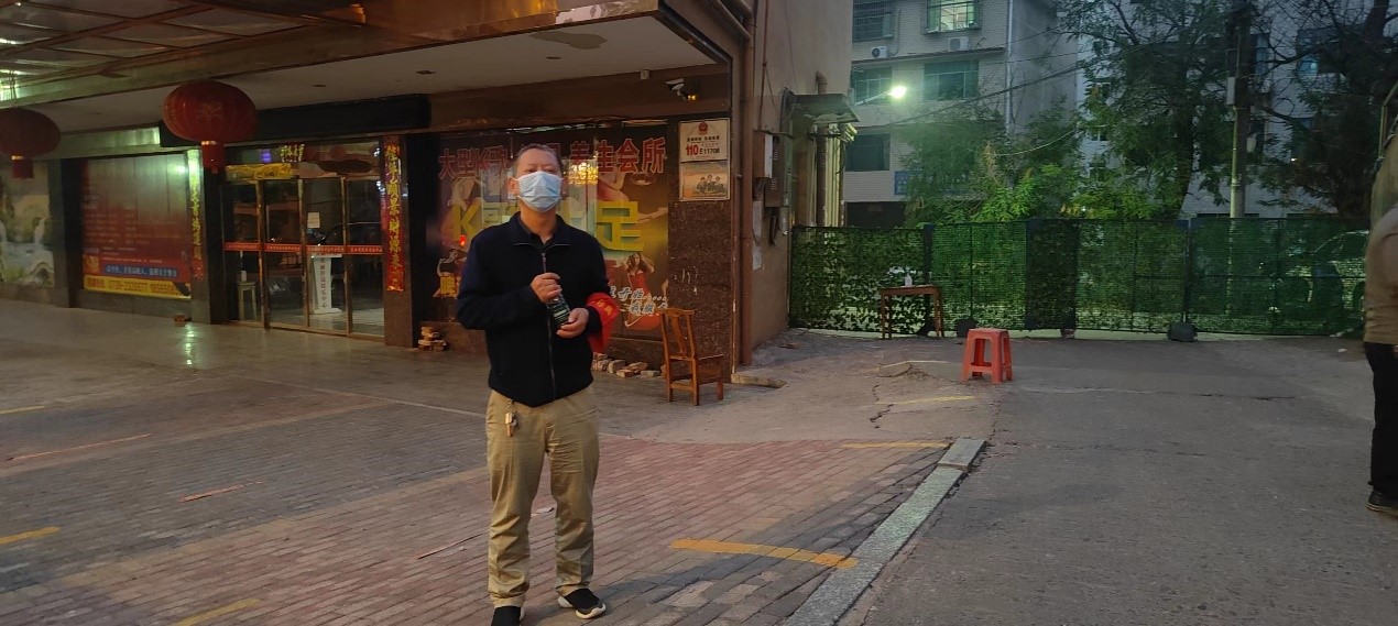 教師志愿者在抗“疫”一線閃閃發(fā)光（二）