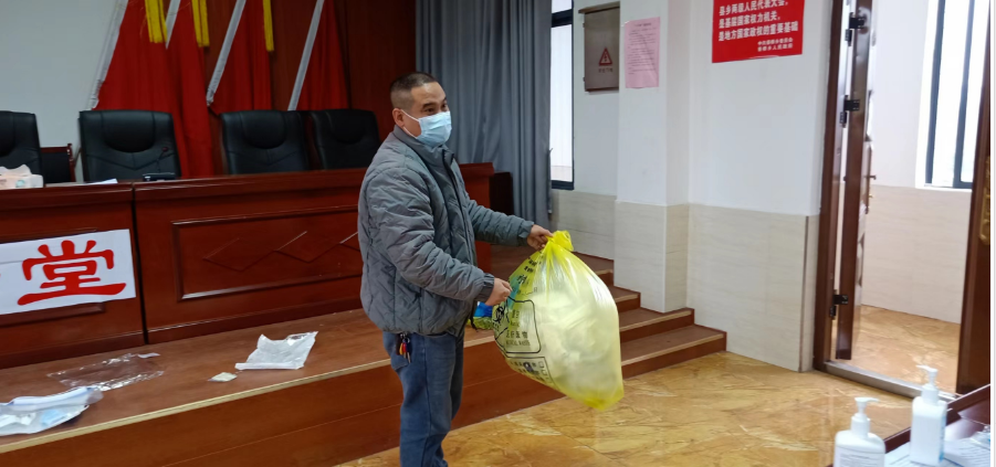 蔡橋鄉(xiāng)中心學(xué)校開展核酸采樣志愿者第二次培訓(xùn)