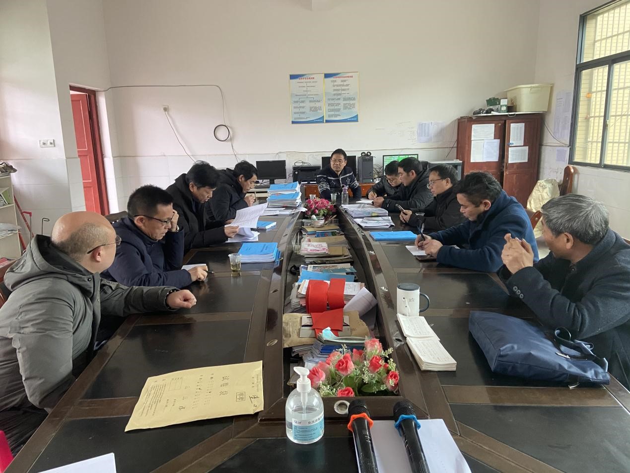 新寧縣教育局開學(xué)工作督查組檢查清江橋鄉(xiāng)開學(xué)工作