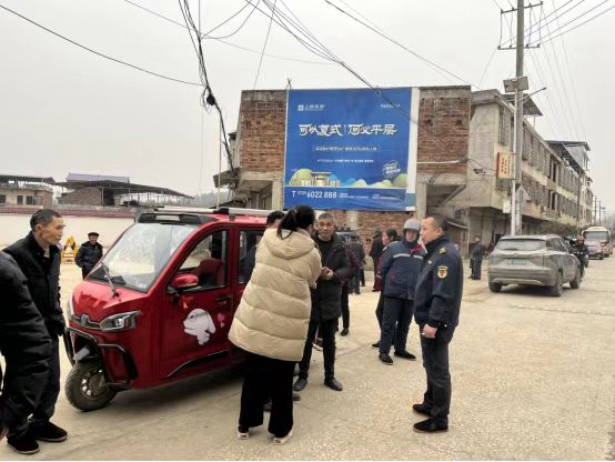 蔡橋中心完小開展非法營運車輛專項整治