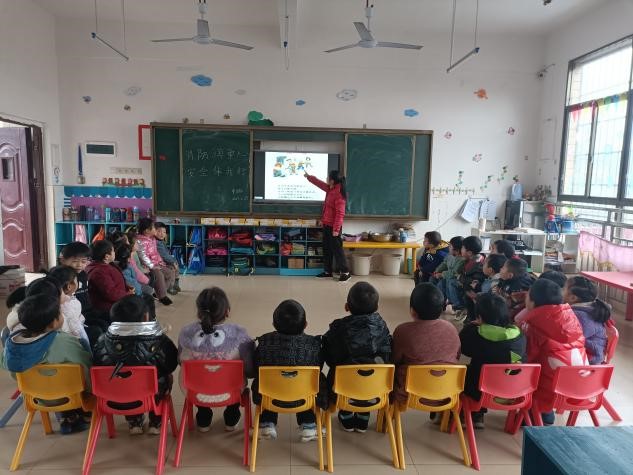 消防潤童心,安全伴我行