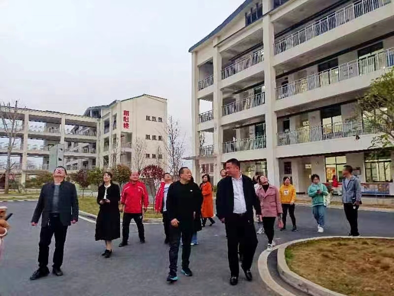 攜手合作，共贏未來