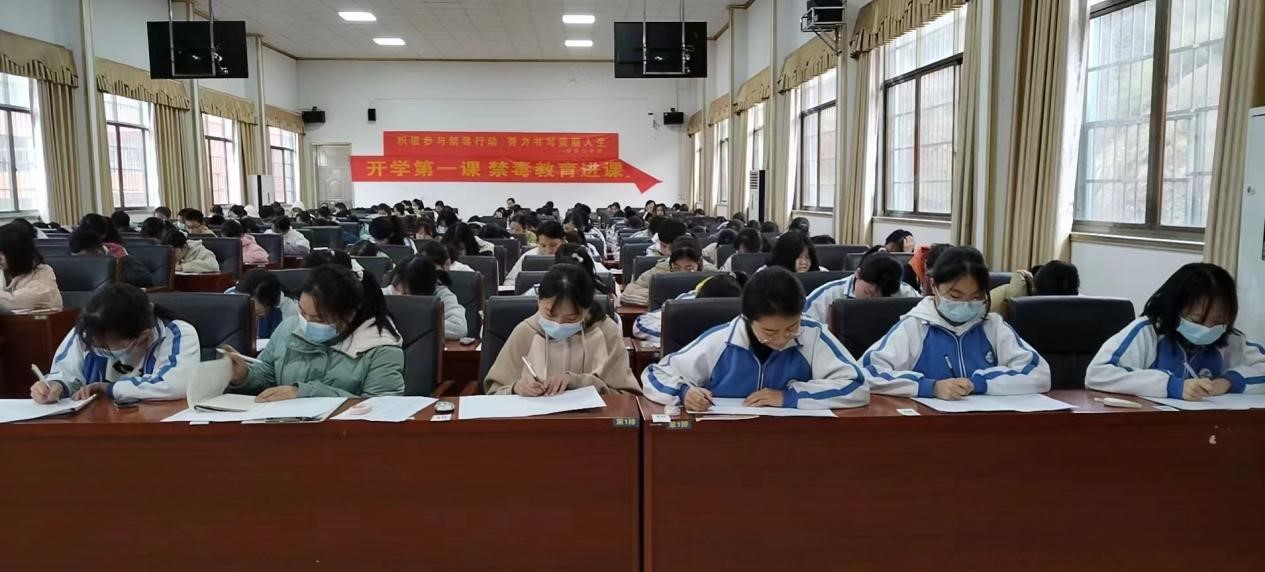 妙筆生花 紙墨之間綻芳華