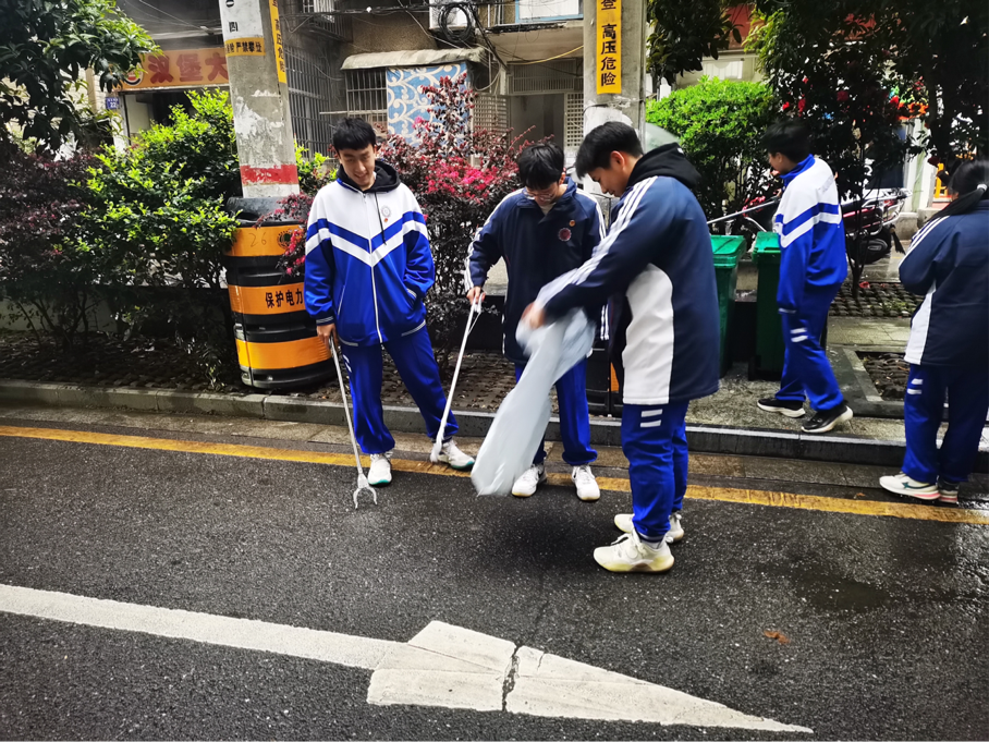 追“鋒”行動(dòng)擔(dān)使命，春“鋒”化雨潤初心