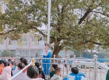 不忘初心學雷鋒，牢記使命見行動