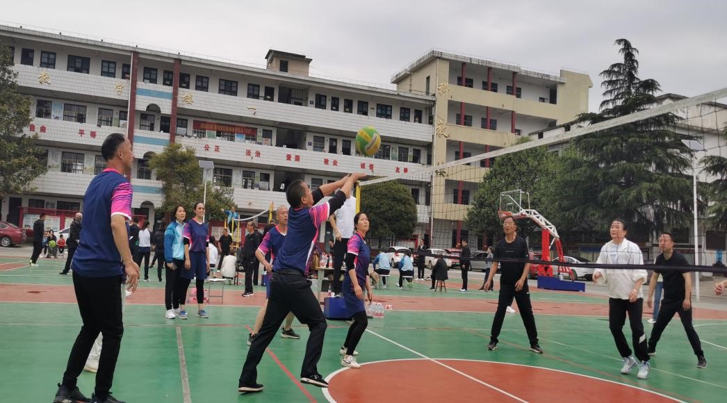 洋溢春天風(fēng)采