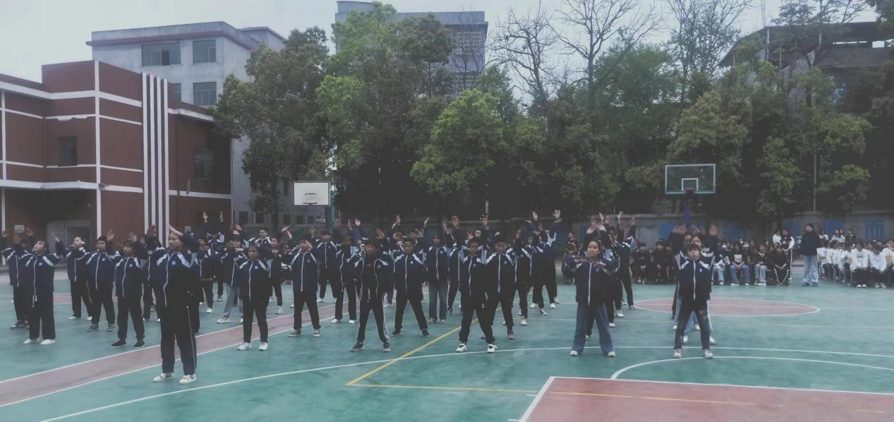 舞青春 強體魄 亮風采