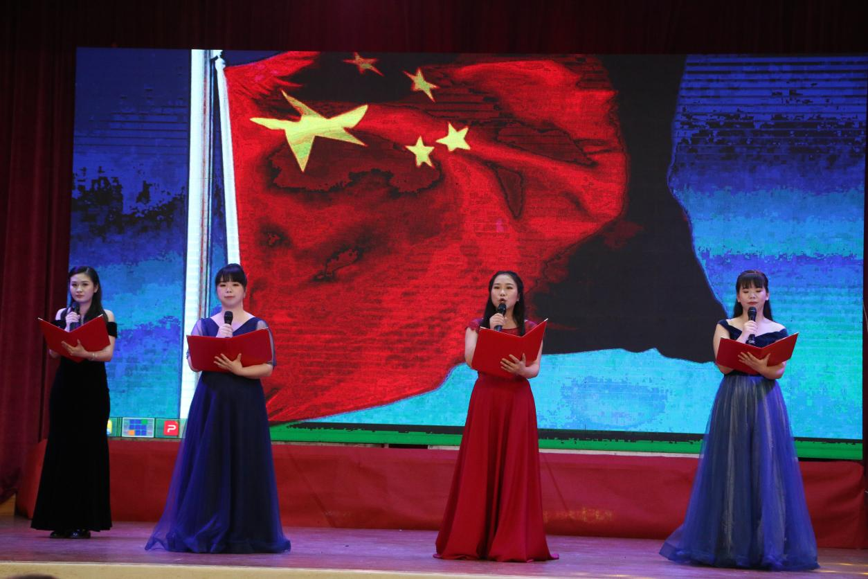 誦讀經(jīng)典文學(xué) 感受語(yǔ)言之美