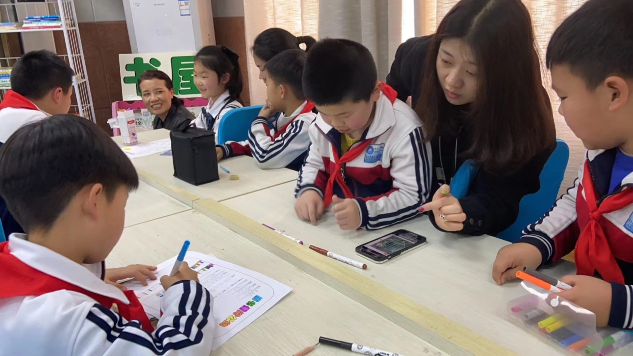 益陽市赫山區(qū)：小小讀書會(huì)，濃濃書香潤心田