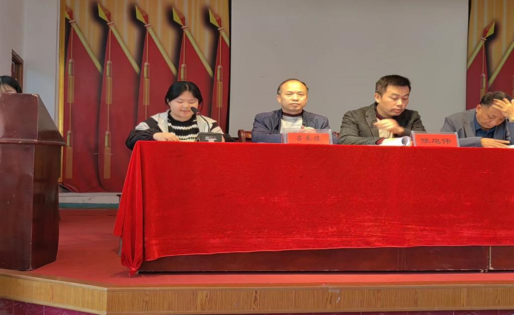 十五載桑梓情 助力家鄉(xiāng)教育