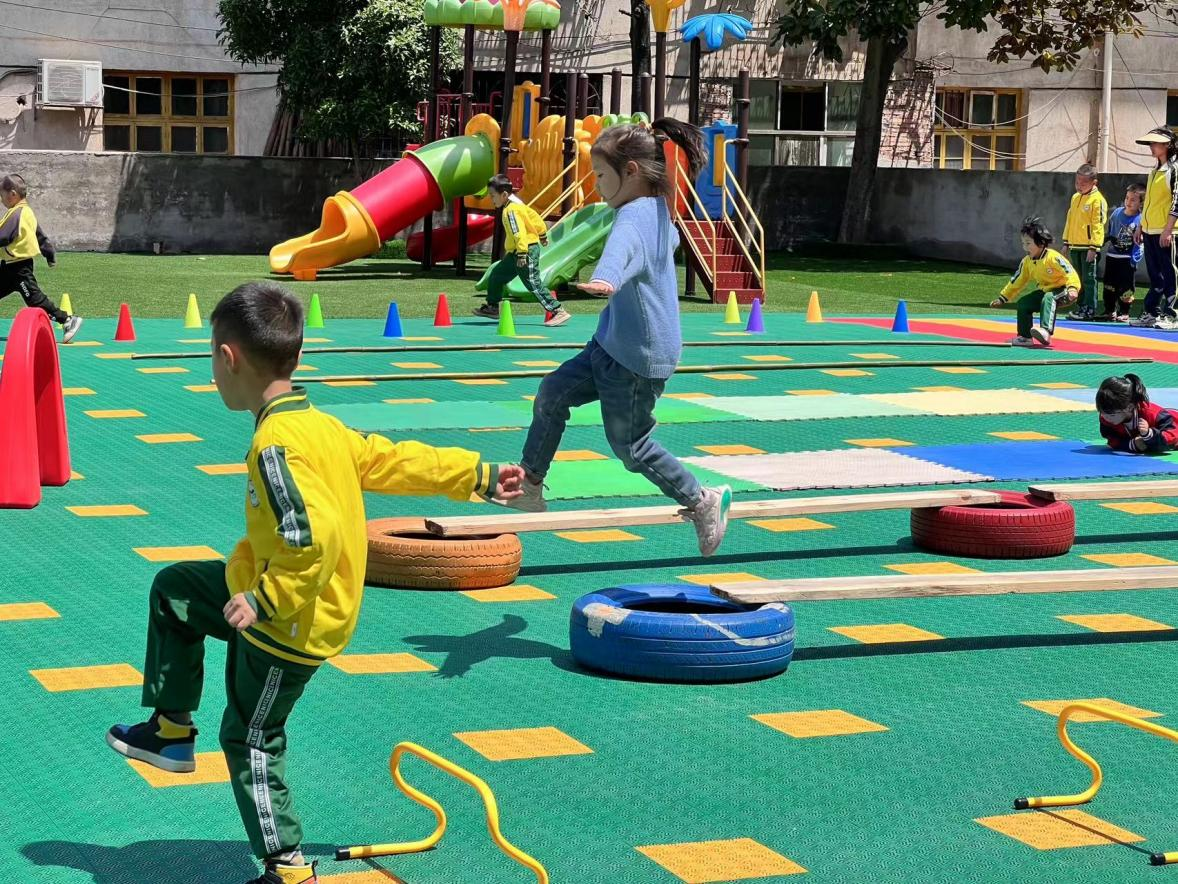 手拉手——共成長(zhǎng)