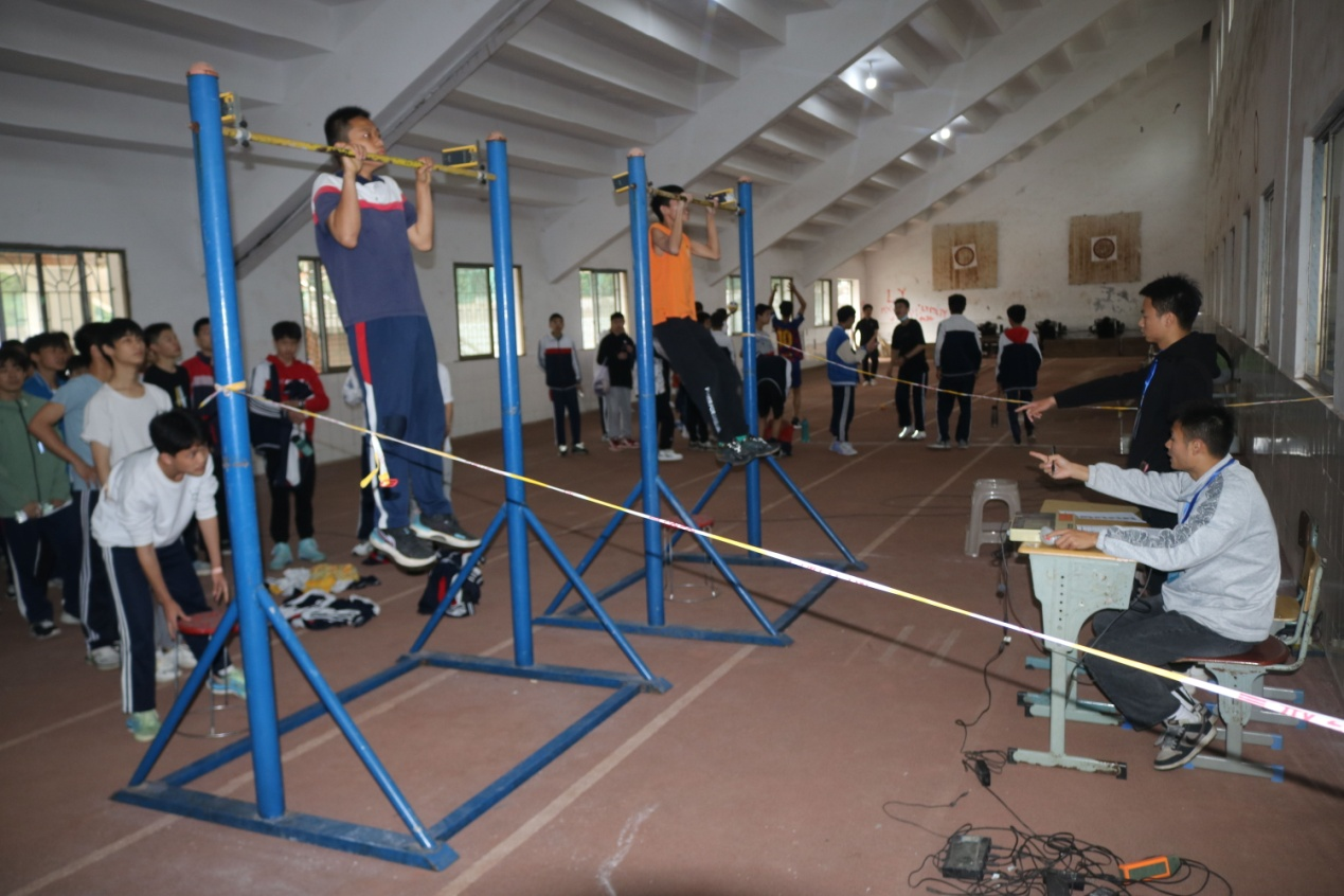 9336名考生上演體能“狂飆”模式