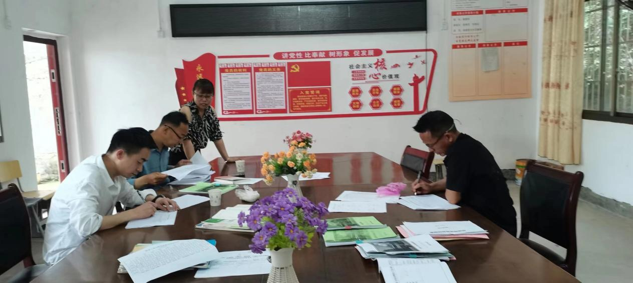 立足常規(guī)抓教學,深入檢查促提升