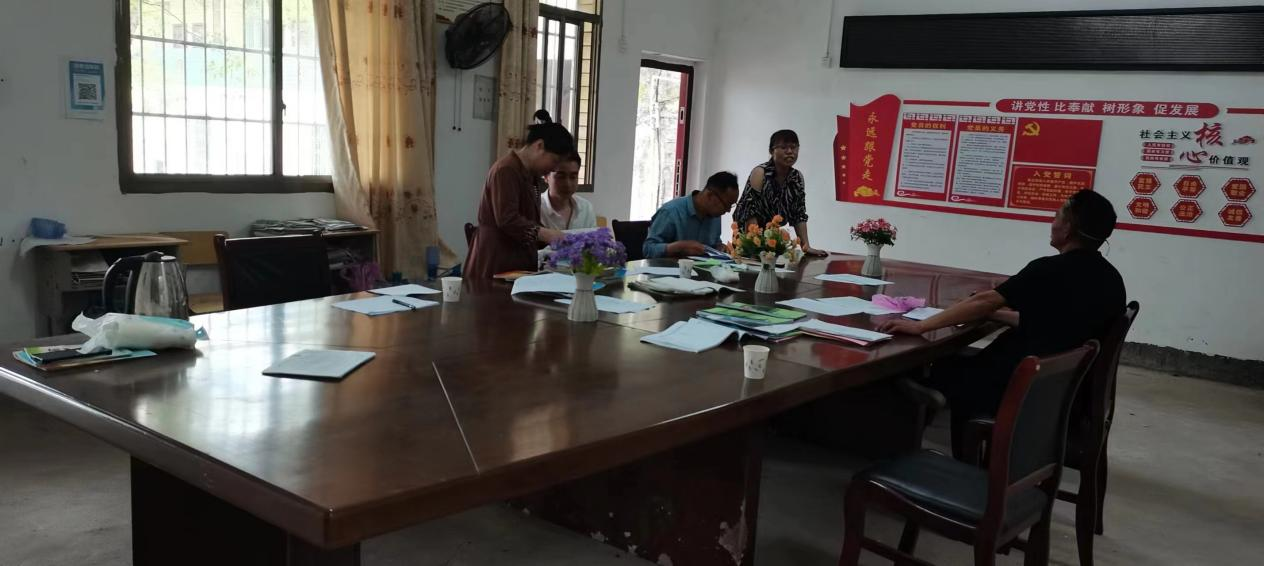 立足常規(guī)抓教學,深入檢查促提升