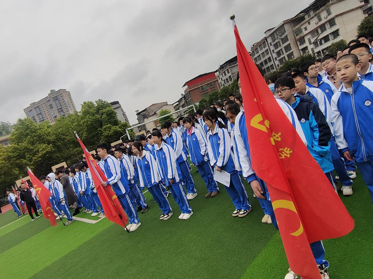 珍愛生命防溺水，筑牢防線護(hù)成長