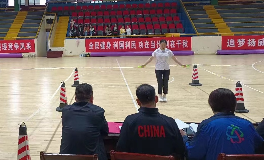 跳出精彩！