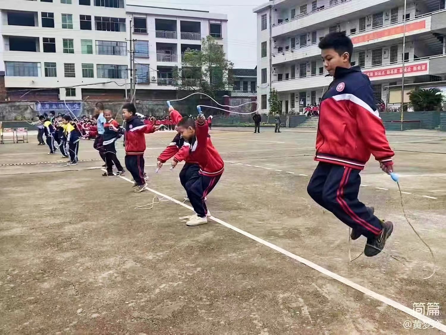 【強健體魄展風(fēng)采，體質(zhì)測試促成長】