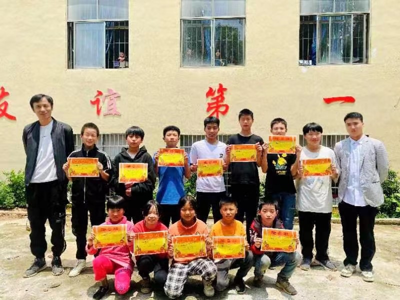 “少年智則中國智，少年強(qiáng)則中國強(qiáng)”