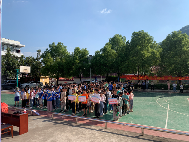 小溪市鄉(xiāng)開展中小學跳繩比賽