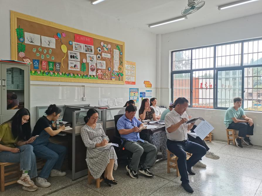 實(shí)習(xí)助成長(zhǎng)，課堂展風(fēng)采