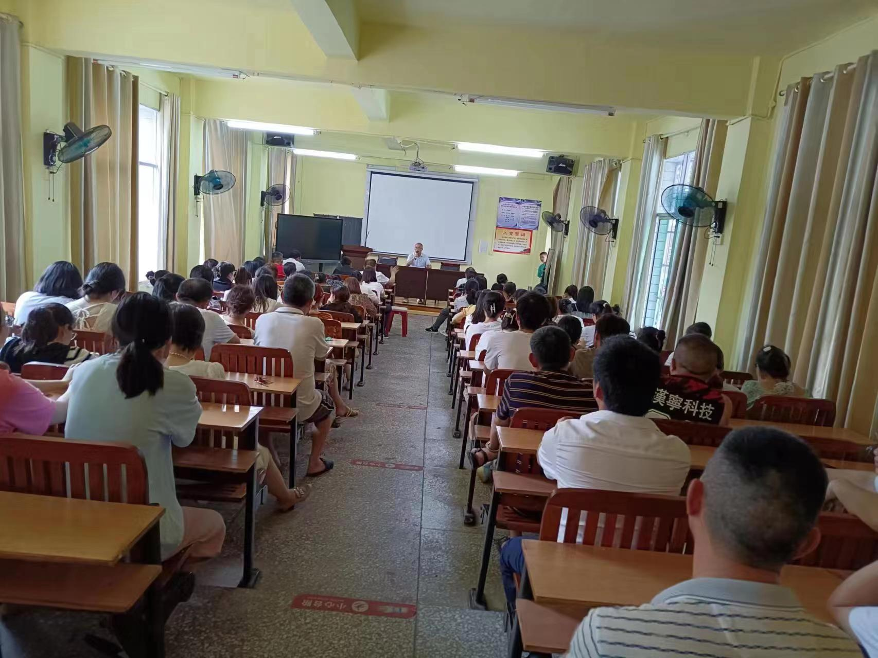 不忘初心，堅(jiān)守常規(guī)—教學(xué)常規(guī)檢查