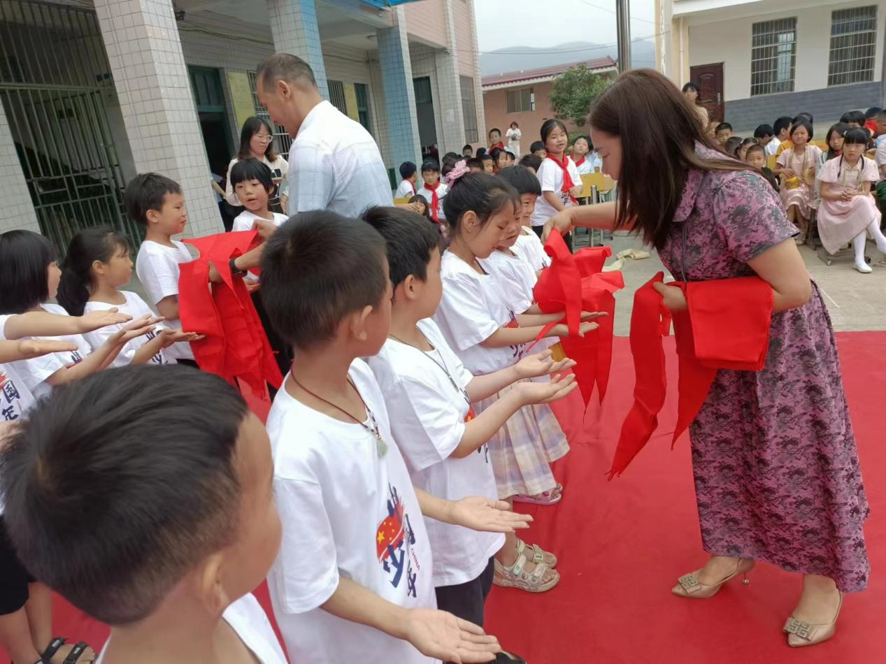 奮進新征程 爭做好隊員