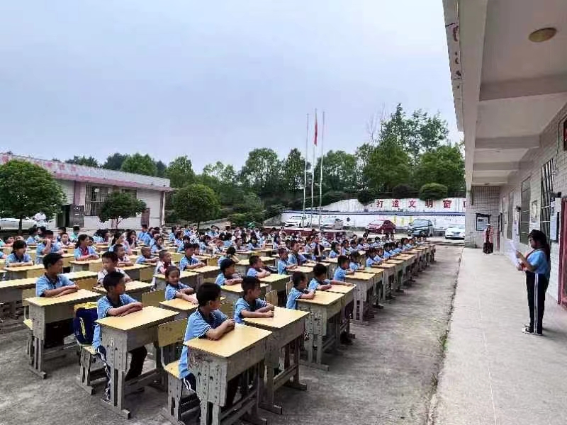 “桌”爾不凡慶六一