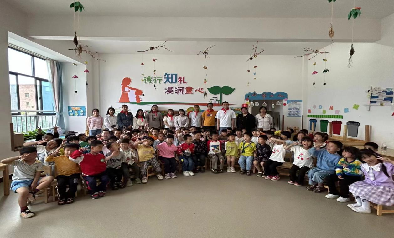 幼小銜接，我們?cè)谛袆?dòng)