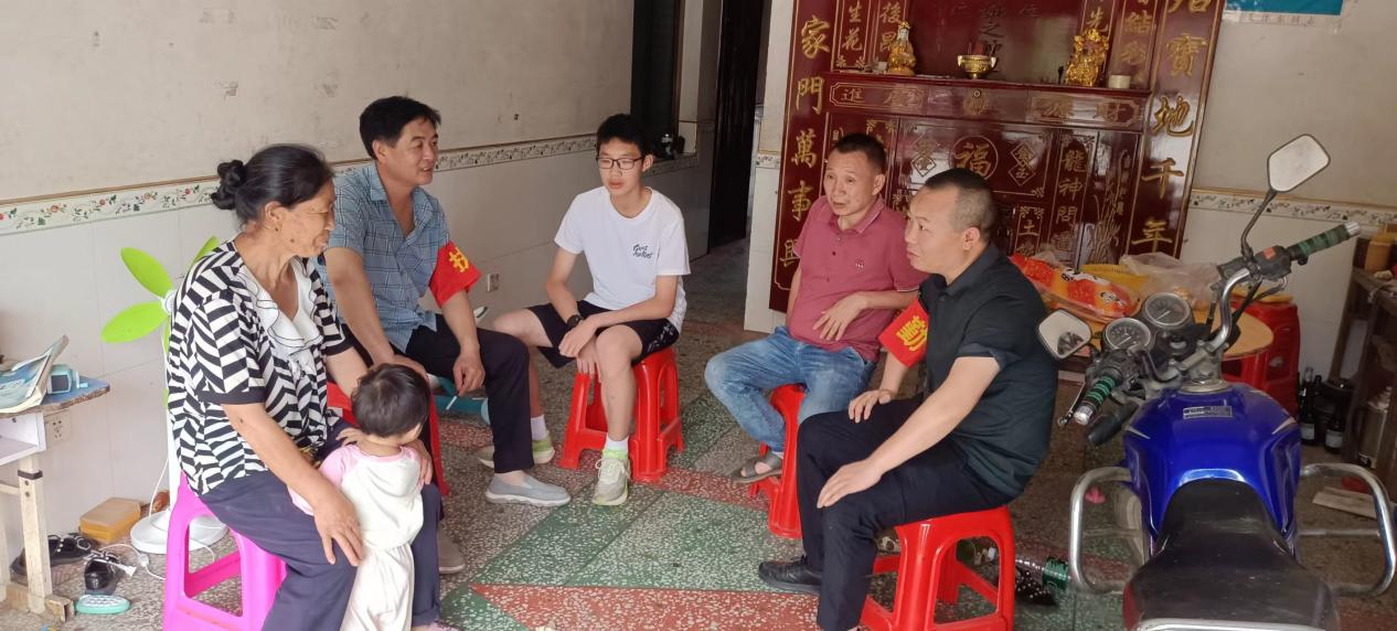 軍田中學：開展“防溺水、防性侵、防欺凌”廉政大家訪