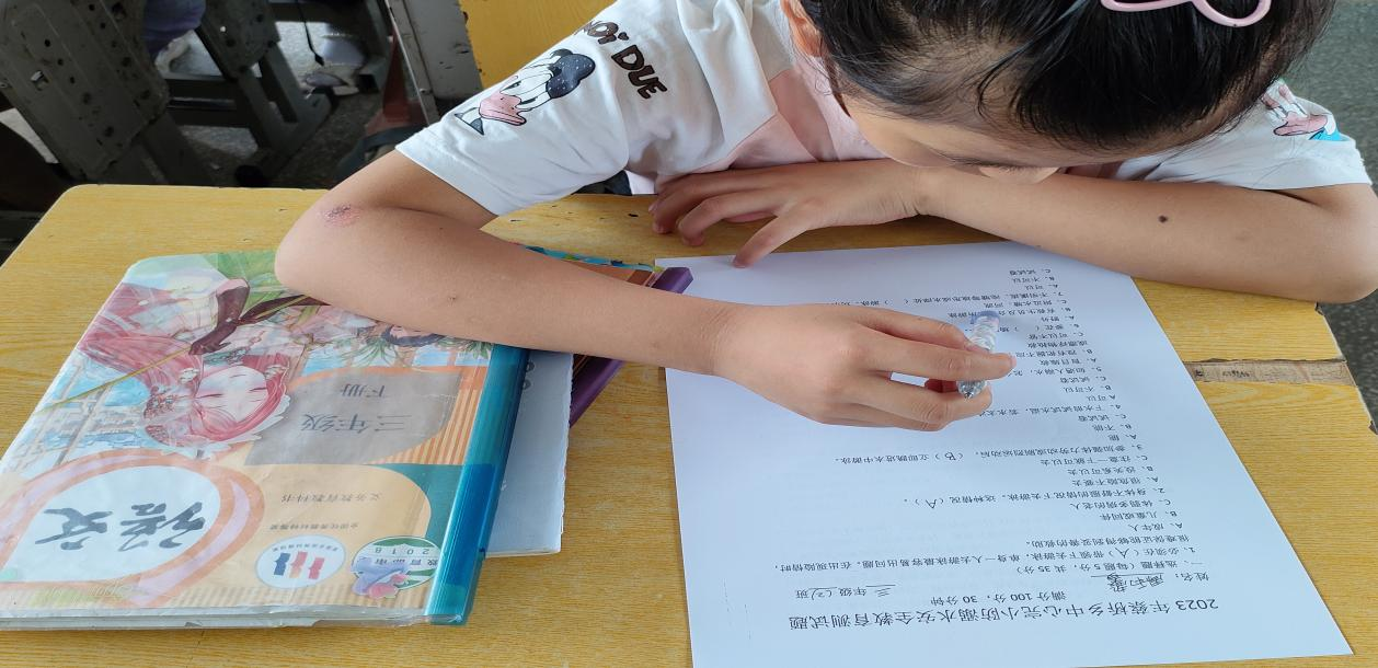 蔡橋鄉(xiāng)中心完小舉行防溺水安全知識測試