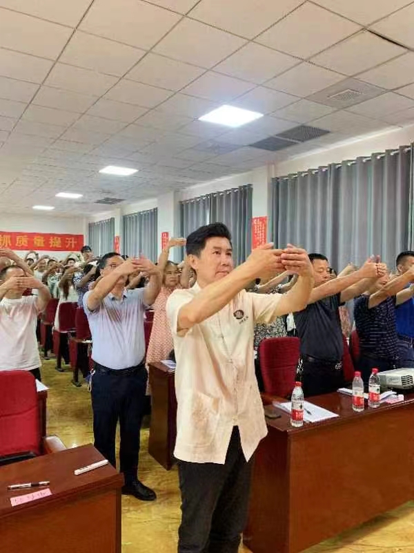 蔡橋鄉(xiāng)中心學(xué)校第四期全員培訓(xùn)