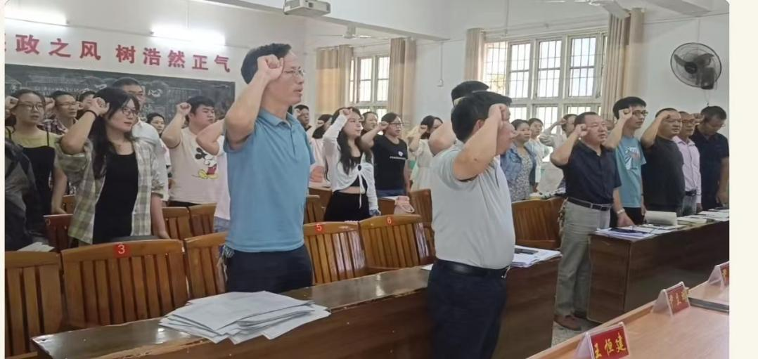 厚植教育情懷 涵養(yǎng)師者匠心