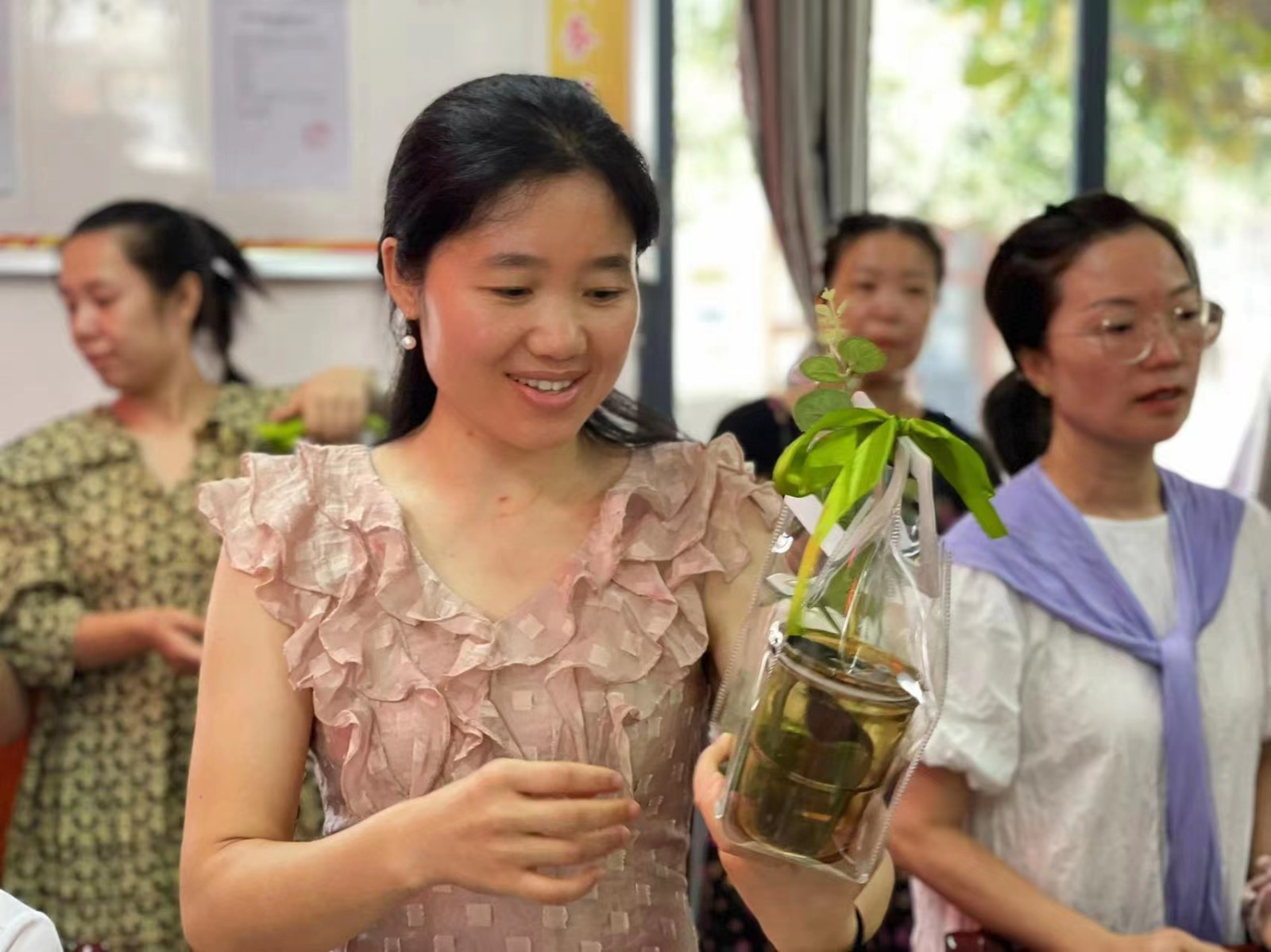 北塔小學(xué)召開慶祝第39個(gè)教師節(jié)教師座談會