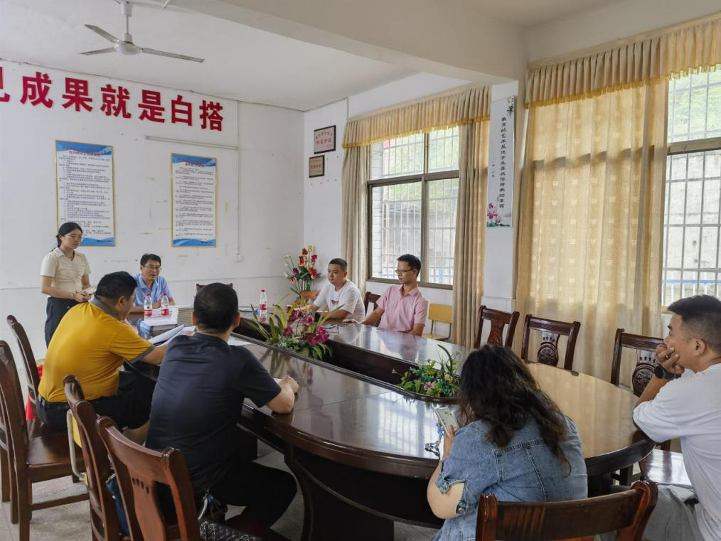 開學(xué)迎檢查  砥礪促成長