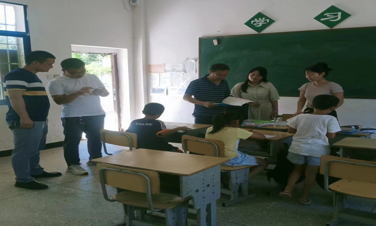 塘田市鎮(zhèn)中心學(xué)校工作督導(dǎo)