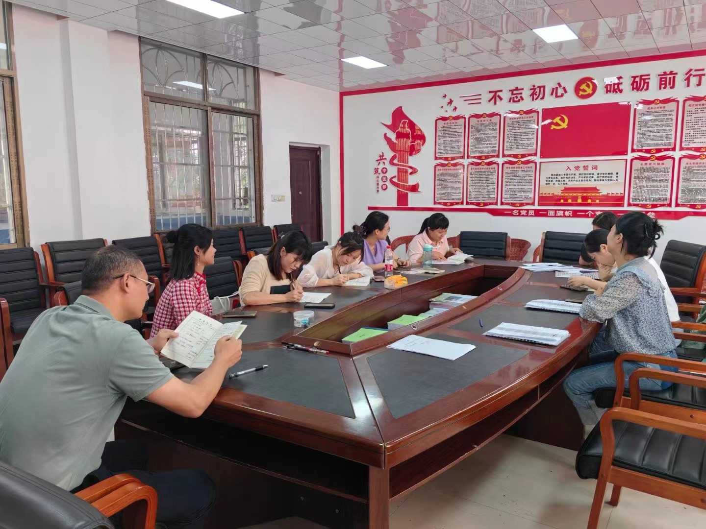 鑄牢中華民族共同體意識——青年骨干教師教學比武