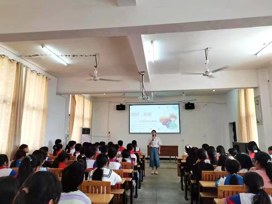 護苗成長，守護花開