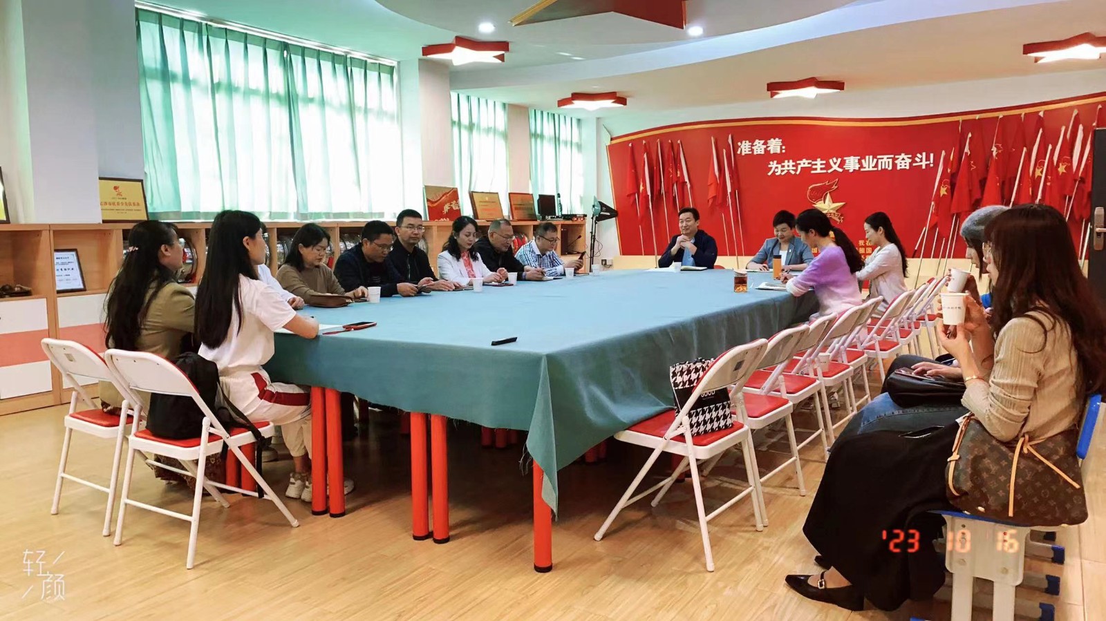 塘渡口鎮(zhèn)一完小教師赴湘府英才小學(xué)跟崗學(xué)習(xí)